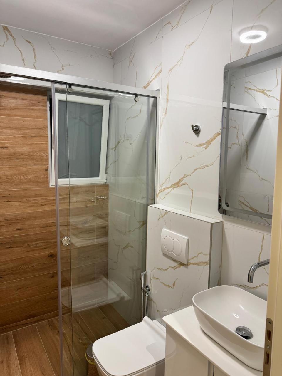 Studio Taraj Ksamil Bagian luar foto